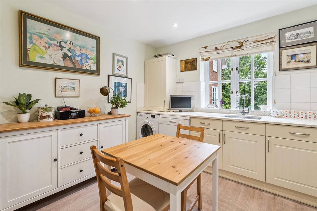 Kitchen Breakfast Rm