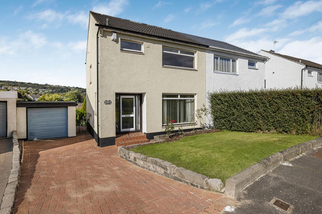 Colinbar Circle, Barrhead, Glasgow 3 bed semi-detached house - £210,000