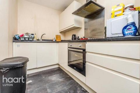 undefined, Mill Street, Luton