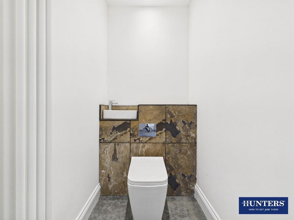 WC/Cloakroom