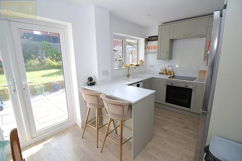 3 bedroom semi-detached house for sale, Irlam Road, Flixton