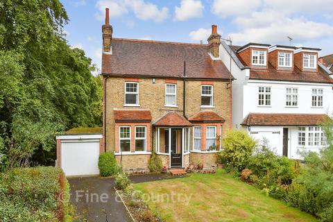 4 bedroom detached house for sale, Baldwins Hill, Loughton, Essex