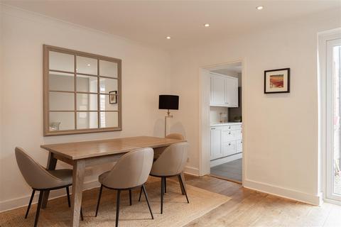 20 Albert Road North, Reigate, RH2 9EG