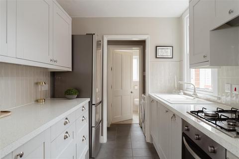 20 Albert Road North, Reigate, RH2 9EG
