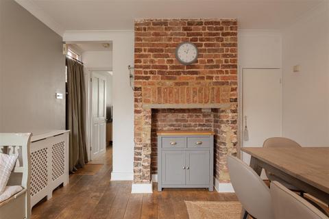 20 Albert Road North, Reigate, RH2 9EG