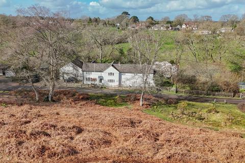 undefined, Newgrounds, Godshill, Fordingbridge, SP6