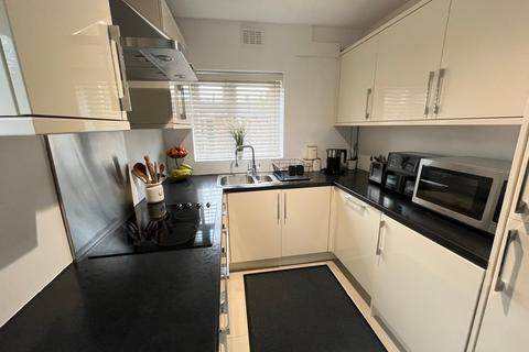 3 Ensign Way, Stanwell, Staines-upon-thames, TW19 7RE