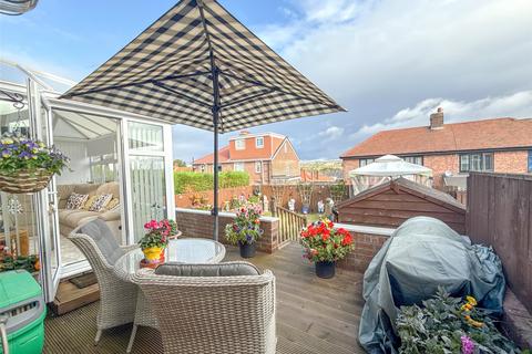 3 bedroom semi-detached house for sale, Monkridge Gardens, Dunston, NE11