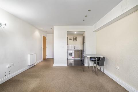 2 bedroom apartment for sale, Vantage Point, South Croydon CR2