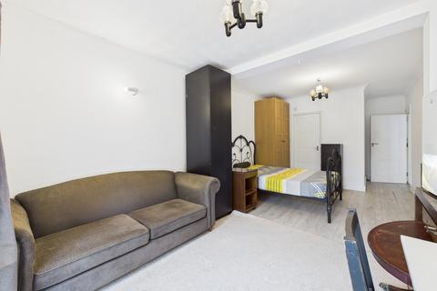 undefined, Park Chase, Wembley, HA9