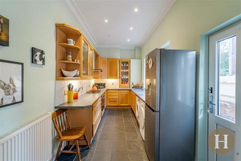 3 bedroom terraced house for sale, Grosvenor Road, Harborne, Birmingham, B17