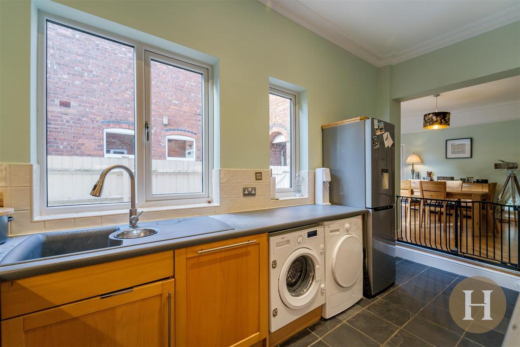 Hadleigh Estate Agents-6.jpg