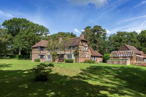 5 bedroom village house for sale, High Street Green, Chiddingfold, Godalming, Surrey, GU8