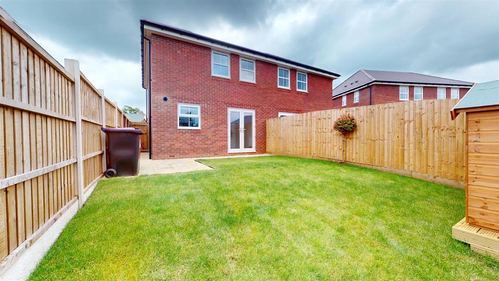 9 Newitt Road, Garden 2.jpg