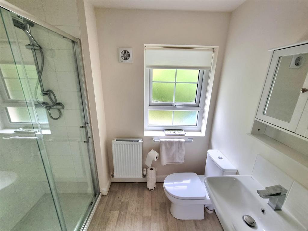Ensuite.jpg