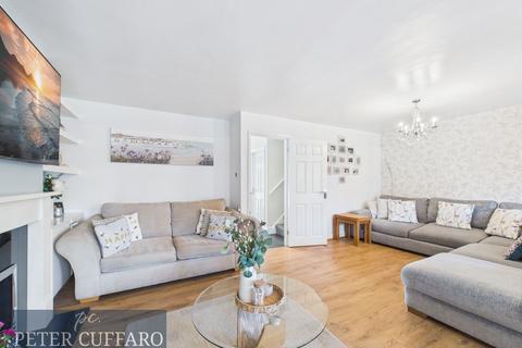 undefined, Stoneleigh Drive, Hoddesdon EN11