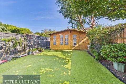 undefined, Stoneleigh Drive, Hoddesdon EN11