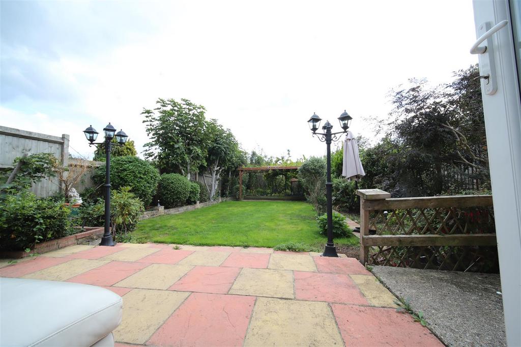 Garden1.jpg