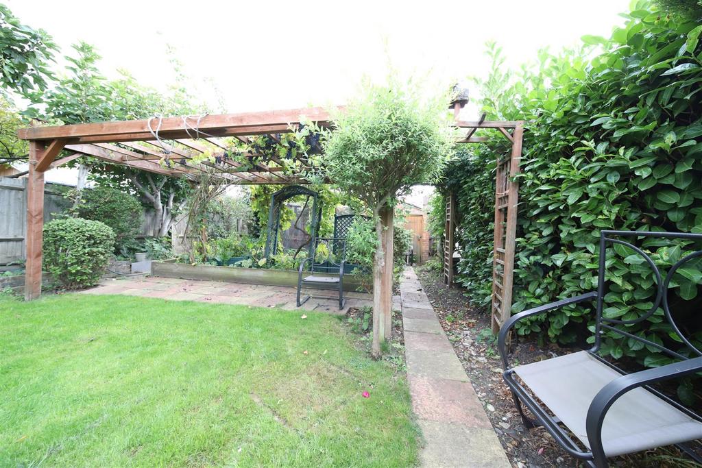 Garden 3.jpg