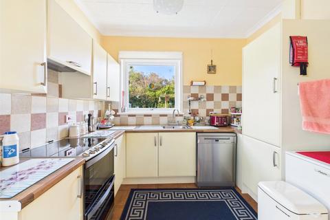 4 bedroom bungalow for sale, ,, Holsworthy, Devon