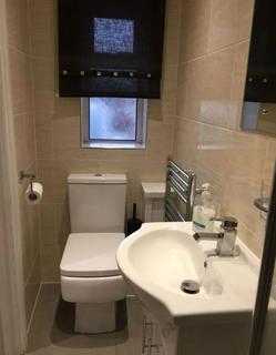 Studio to rent, Weald Rise, Harrow HA3