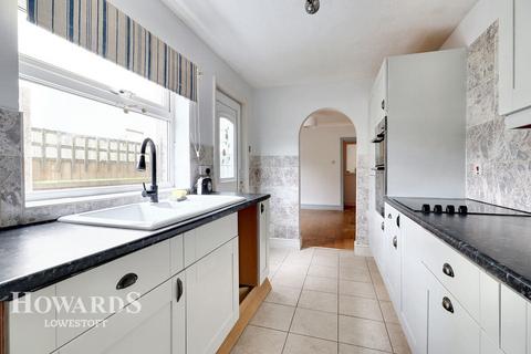 2 bedroom end of terrace house for sale, Poplar Terrace, Kessingland