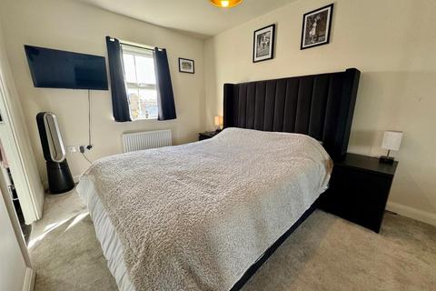 39 Endeavour Way, Burnham-on-crouch, CM0 8FY