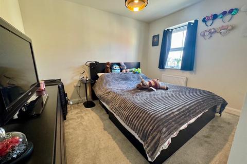 39 Endeavour Way, Burnham-on-crouch, CM0 8FY