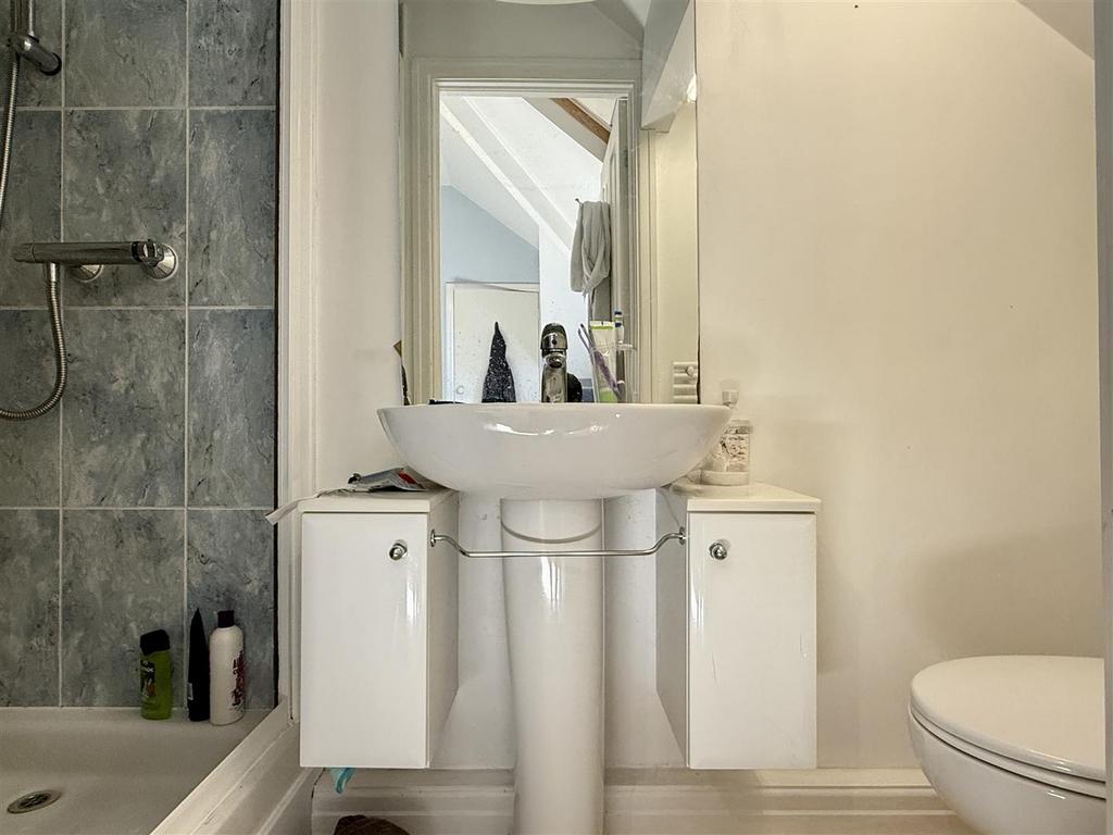 En suite shower/wc