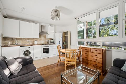 4 bedroom flat to rent, Batten Street, London