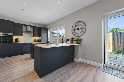 undefined, Hunters Court, Wix