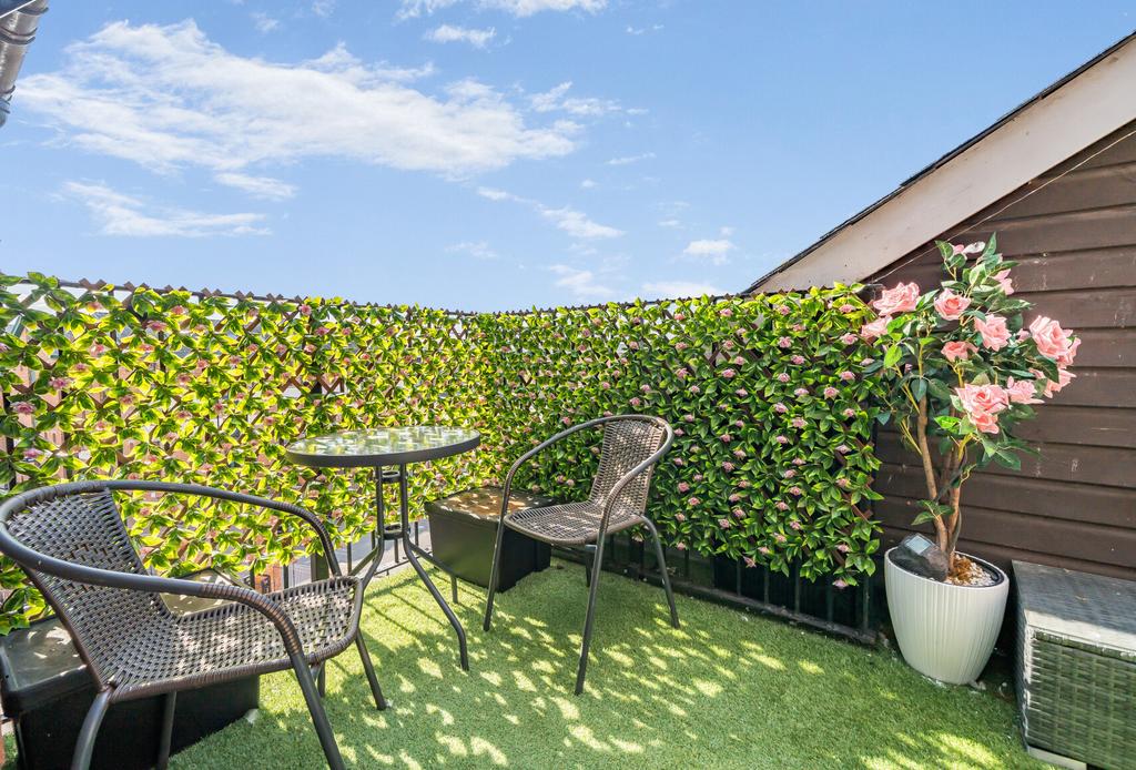 1358963-4-68d58d1...