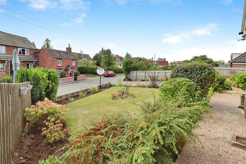 4 bedroom detached bungalow for sale, The Dingle, Haslington