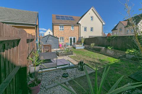 undefined, Tiberius Drive, Fairfields, MK11