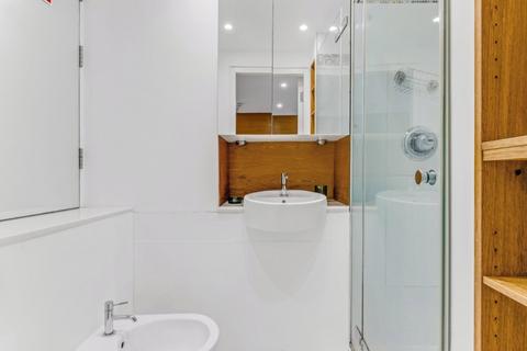 1 bedroom apartment to rent, Stanhope Road, Highgate