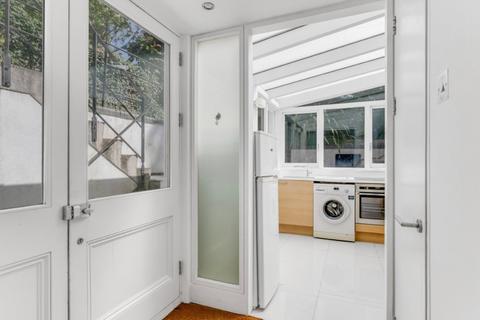 1 bedroom apartment to rent, Stanhope Road, Highgate