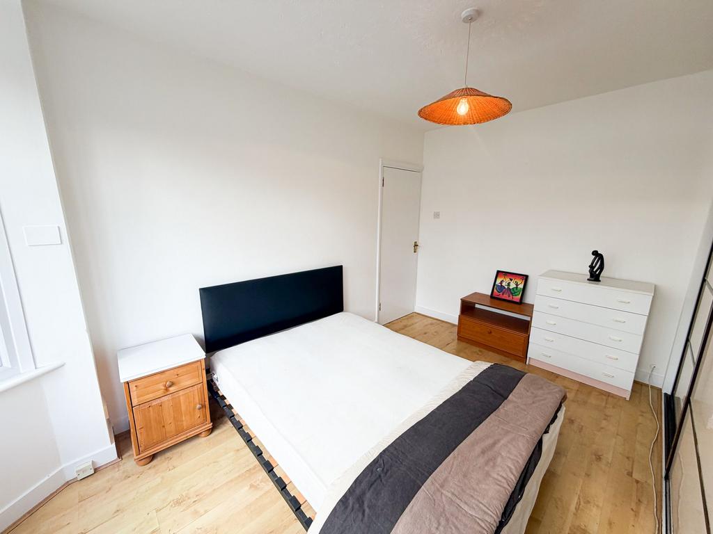 Pentire Rd E17