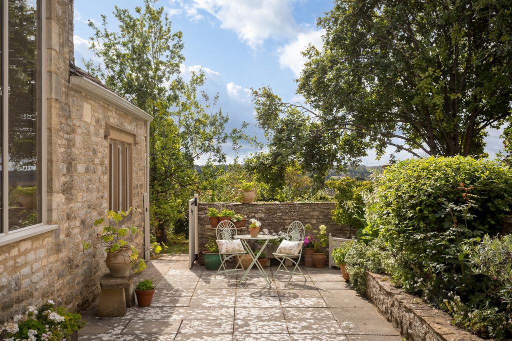 High Barn, Horsley, GL6 0 QA, for sale with...