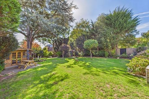 4 bedroom detached house for sale, Broadview Gardens, Worthing BN13