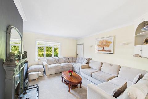 4 bedroom detached house for sale, Broadview Gardens, Worthing BN13