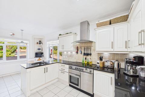 4 bedroom detached house for sale, Broadview Gardens, Worthing BN13