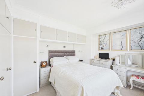 11 Broadview Gardens, Worthing, BN13 3DZ
