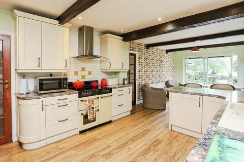 4 bedroom detached bungalow for sale, The Fosse, Nottingham NG12