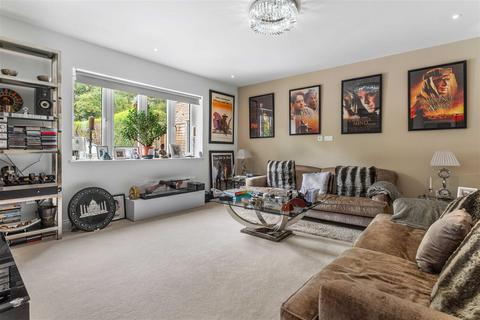 undefined, The Ridgeway, Cuffley, Hertfordshire
