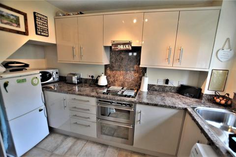 1 bedroom end of terrace house for sale, Avocet Way, Bicester