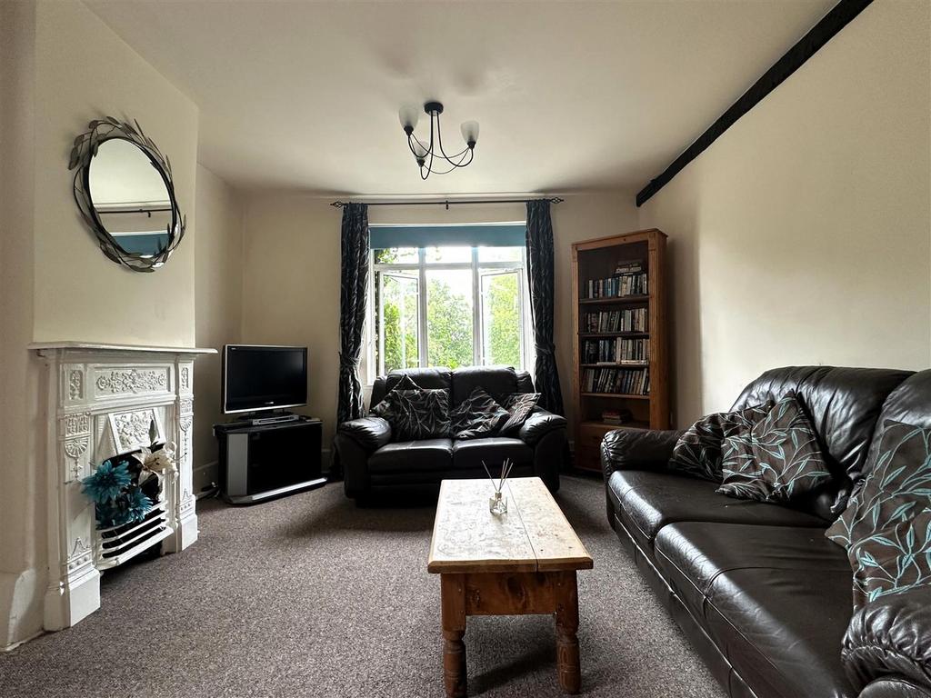 Lounge I.jpg