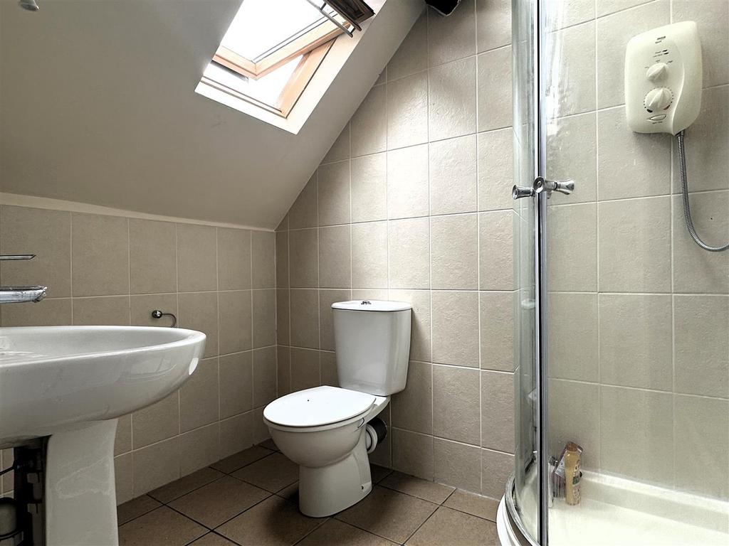 Shower Room.jpg