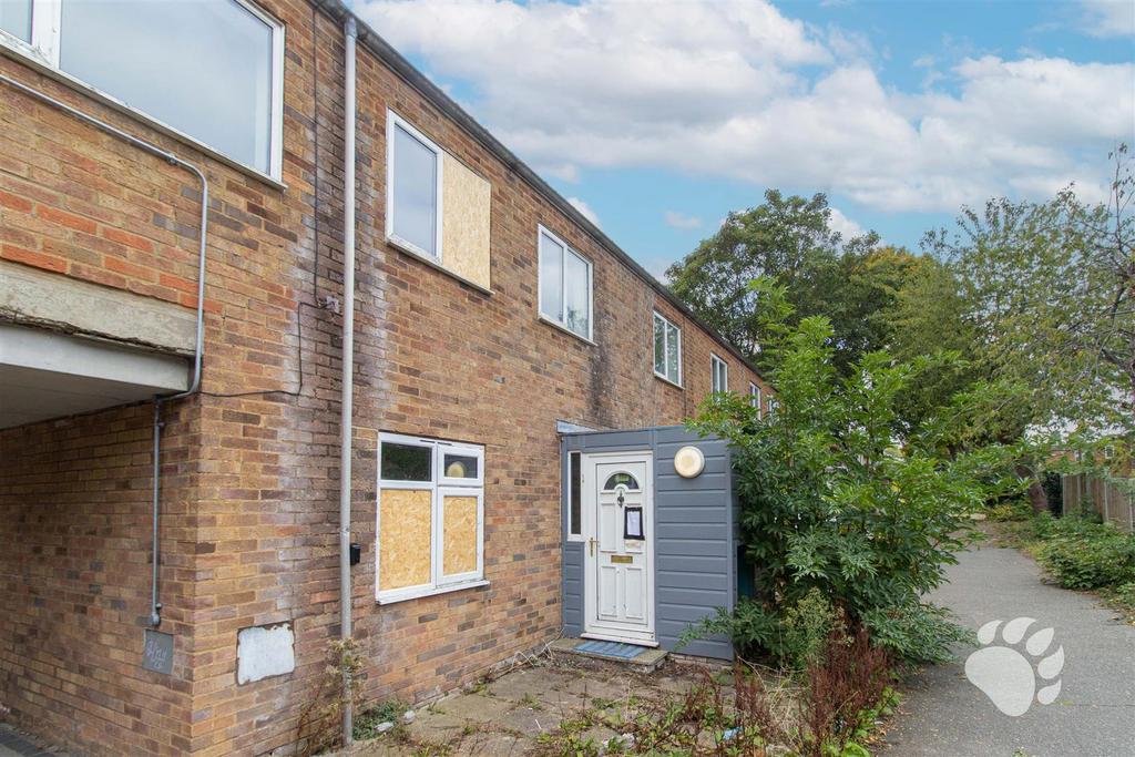 Brundish, Basildon SS13 5 bed terraced house for sale - £320,000