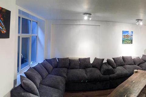 7 bedroom flat to rent, *£165pppw including bills* DERBY ROAD NG7 1LR