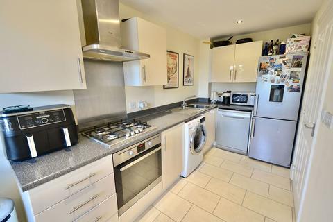 3 bedroom terraced house for sale, Lily Walk, Evesham, WR11 3ER